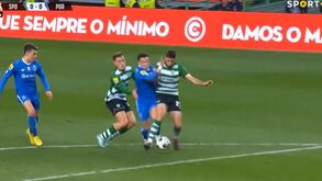Pepê caiu perto da área do Sporting após lance com Gonçalo Inácio: Soares Dias mandou seguir