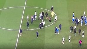 Festa portista, desalento sportinguista e abraço entre os treinadores após o Sporting-FC Porto