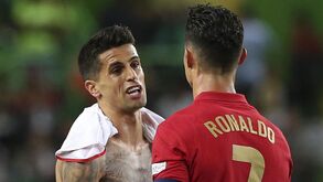 Cristiano Ronaldo e João Cancelo nomeados para o melhor onze da FIFA em 2022