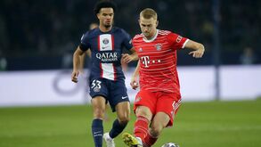Médio de 16 anos foi titular frente ao Bayern Munique e fez história na Liga dos Campeões