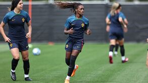 Seleção feminina portuguesa já treinou no relvado e com grupo completo