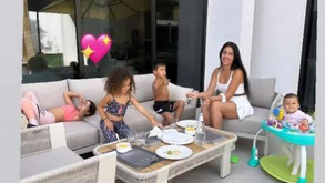 Piquenique de sofá para Georgina