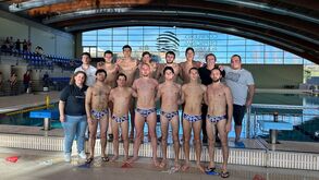 «Antes do final do treino, duas atletas caíram para o lado»