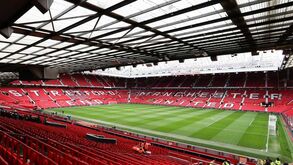 Sheik do Qatar confirma proposta para comprar a totalidade do Manchester United