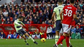 O golaço de Bernardo Silva que abriu o marcador frente ao Nottingham Forest