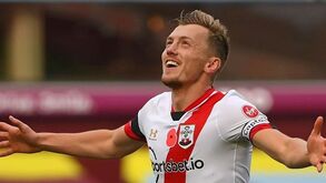 Especialidade cada vez mais apurada: Ward-Prowse está a um golo de David Beckham