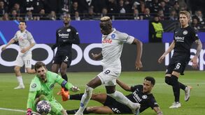 Eintracht-Nápoles, 0-2: Ninguém pára o super Nápoles