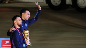 Martínez revela o que disse a Messi: «Espero que não seja o teu último Mundial»