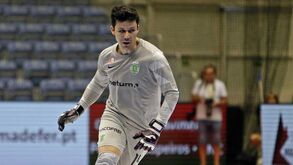 Equipa russa tenta seduzir Guitta