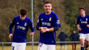 Ex-avançado do Portimonense convocado pela primeira vez para jogo da equipa principal do Oviedo