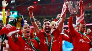 Bruno Fernandes e a conquista da Taça da Liga inglesa: «Não é suficiente para o clube, queremos mais»