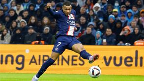 Mbappé tem quatro meses para decidir futuro no PSG: clube não descarta venda