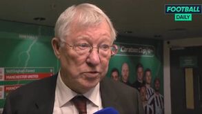 Alex Ferguson elogia trabalho de Ten Hag no Man. United: «Está no caminho certo»