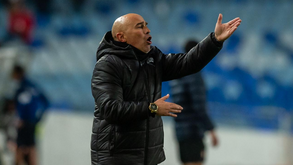 Zé Nando já não é treinador da Académica