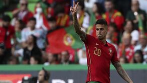 João Cancelo continua a cortar o cabelo no Barreiro: «Vedetismo não lhe subiu à cabeça», garante o primeiro treinador