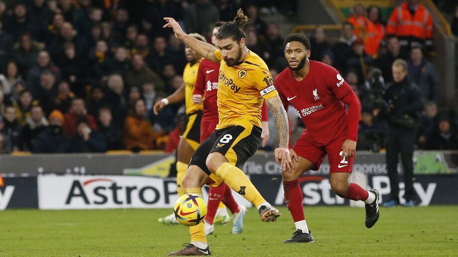 FEITO! Rúben Neves marca o terceiro golo do Wolves no Molineux