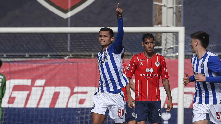 UD Oliveirense-FC Porto B, 2-1: Passados à Frente - 2ª Liga - Jornal Record