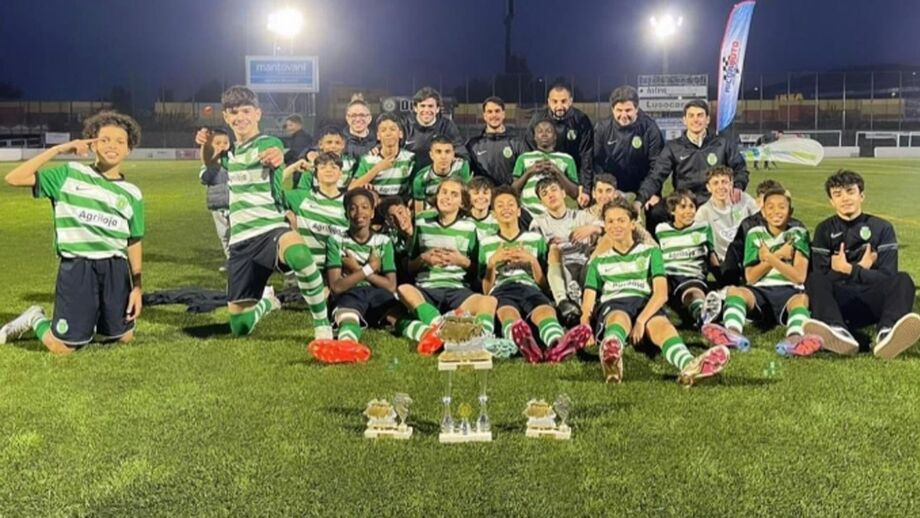 Sub-13 do Sporting conquistam Torneio Internacional de Frielas