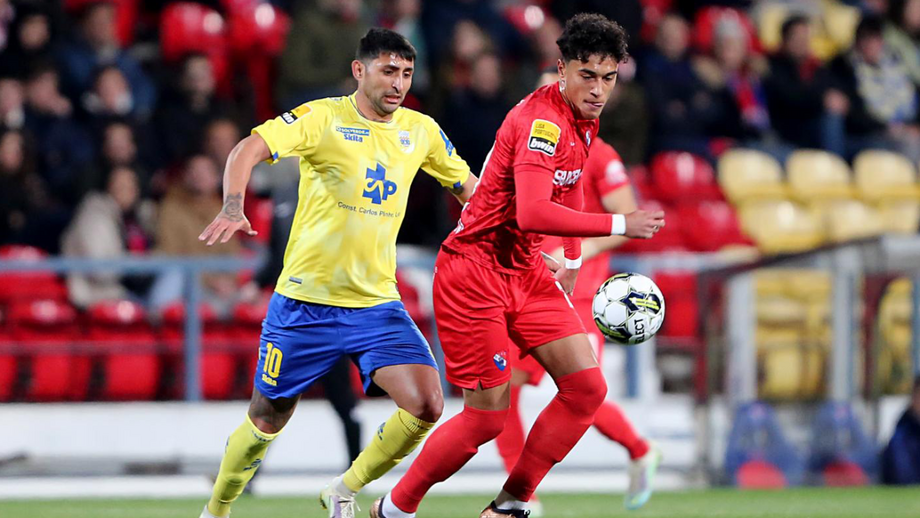 A crónica do Gil Vicente-Arouca, 1-1: Fuga dos galos bateu no muro