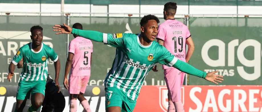 A crónica do Rio Ave-Chaves, 1-0: a tabela perfeita na ultrapassagem