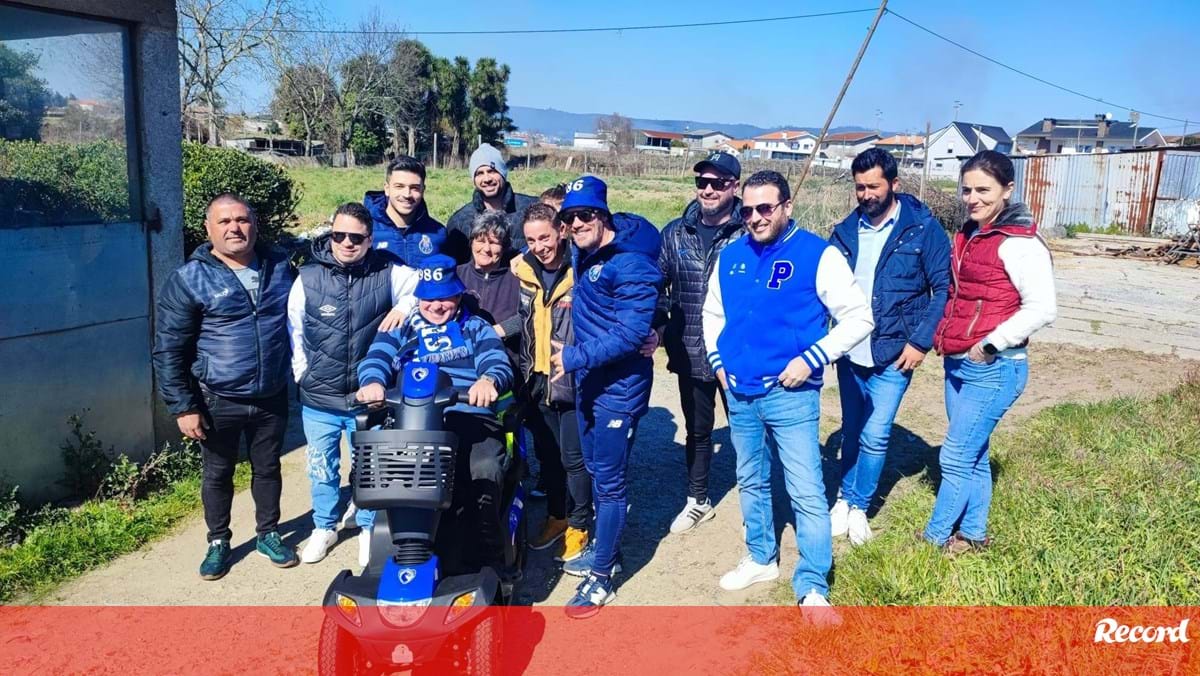 Super Dragões präsentiert ein Elektromotorrad für Fans des FC Porto, die seit 30 Jahren auf den Rollstuhl angewiesen sind – FC Porto