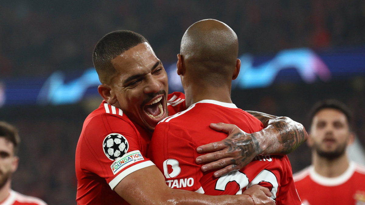 sem-parar-depois-de-passar-dos-100-como-festeja-o-benfica-esta-poca