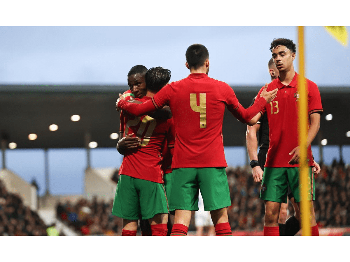 Mundial'2014: Portugal encerra qualificação em Coimbra - Seleções - Jornal  Record