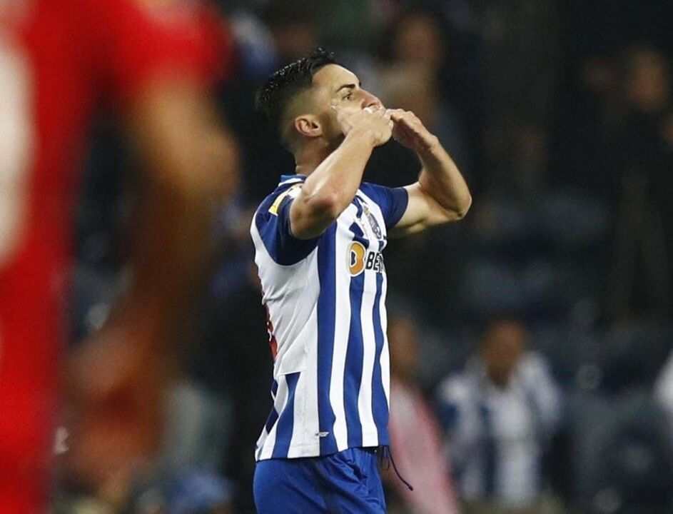 Stephen Eustáquio (FC Porto): 10 milhões de euros (+2 milhões)