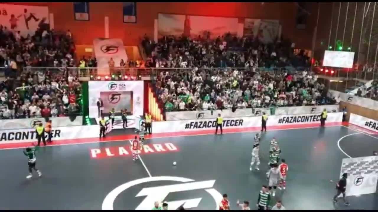 Taça de Portugal de Futsal: Benfica bate Sporting nos penáltis, Diário  Económico / Financial Times