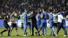 Sporting-FC Porto acabou em confusão: empurrões no relvado e uma expulsão