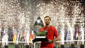 Daniil Medvedev conquista torneio do Dubai