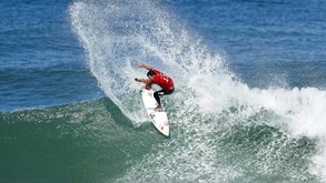 Adriano de Souza critica formato do circuito de elite do surf