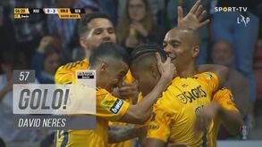 Assistência de calcanhar de Grimaldo para o bis de Neres frente ao Marítimo