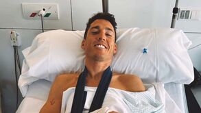 Aleix Espargaró operado ao braço a poucos dias do arranque do Mundial