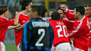 Benfica nunca venceu Inter: Da lesão de Costa Pereira ao golo de Nuno Gomes