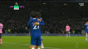 João Félix de volta aos golos na Premier League: veja o lance