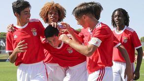 Benfica vence dérbi com o Sporting a desperdiçar dois penáltis