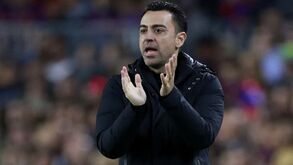 Xavi e um possível regresso de Messi: «É normal que haja esperança de uma 'última dança'»