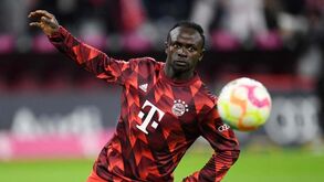 Sadio Mané revela encontro com Ronaldo onde o Bayern foi tema de conversa: «É um grande passo...»