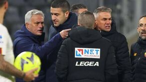 Serie A coloca árbitros envolvidos na confusão com José Mourinho na 'jarra'