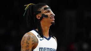 Ja Morant em apuros: jogador dos Memphis Grizzlies afastado durante 