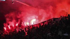 As imagens da festa dos 'No Name Boys' que resultou em intervenção policial