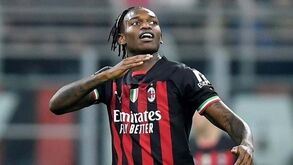 'Gazzetta dello Sport' avança que Jorge Mendes ofereceu Rafael Leão ao Real Madrid