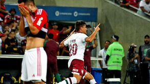 Flamengo de Vítor Pereira perde clássico com o Fluminense e deixa fugir mais um título