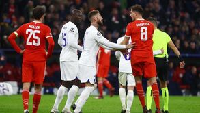Carragher diz a Mbappé para sair do PSG 