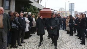 Mundo do futebol no último adeus a Pinto de Sousa