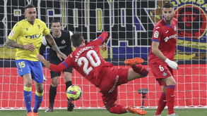 Cádiz empata com Getafe em jogo com três penáltis que terminou aos 90'+16 minutos
