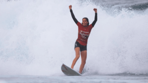 Teresa Bonvalot abre prova feminina em Peniche com triunfo