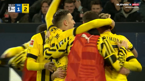 Encheu o pé esquerdo... e 'cá vai disto': o golaço de Guerreiro no Schalke-Dortmund