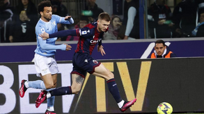 Lazio empata em Bolonha e falha ultrapassagem ao Inter no segundo lugar